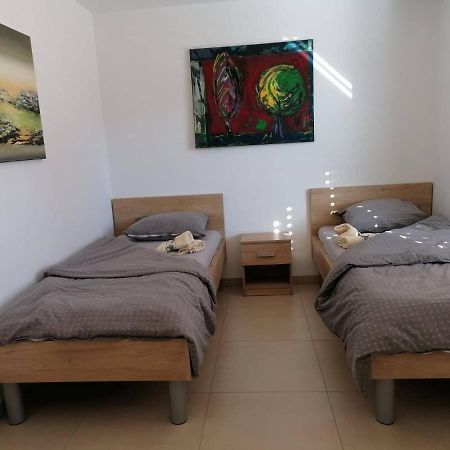 Blatnikov Hram Hotel Dvor Luaran gambar