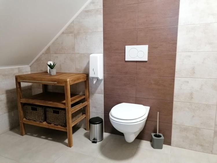 Blatnikov Hram Hotel Dvor Luaran gambar